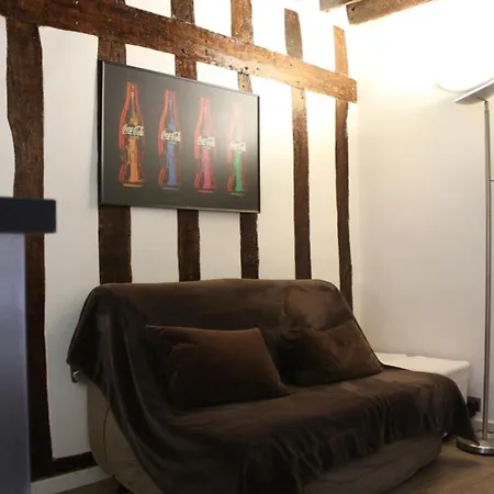 Charming Duplex In The Sentier Апартаменты *